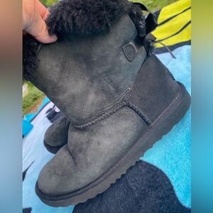 UGG Women's Mini Bailey Bow II Boots ~ Black ~ Size 5